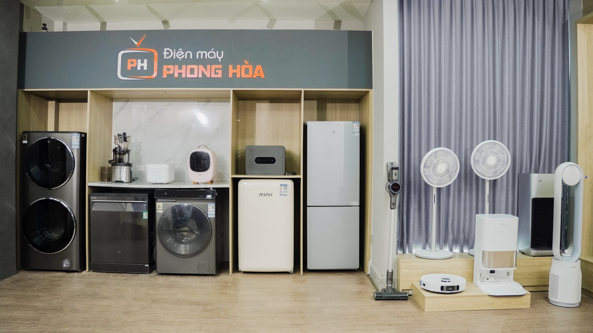Phong Hòa cung cấp các sản phẩm điện máy, gia dụng chính hãng