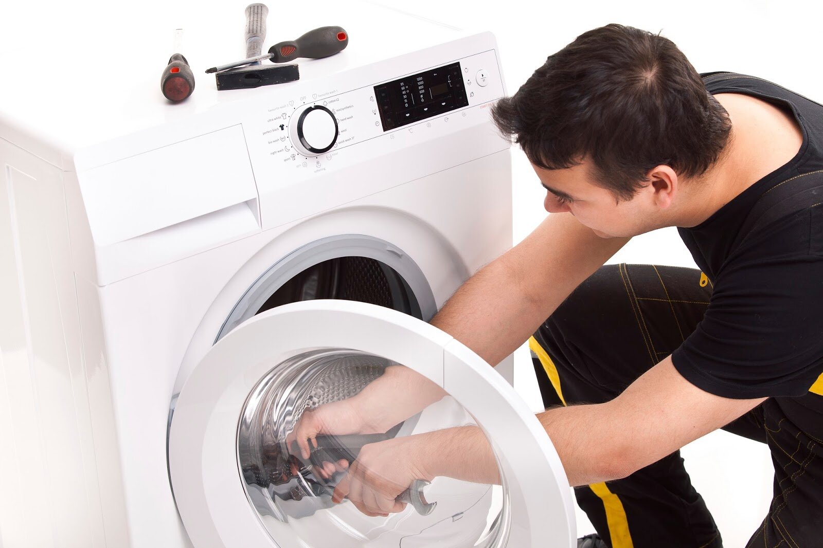 Máy giặt không vào điện, làm thế nào để khắc phục?