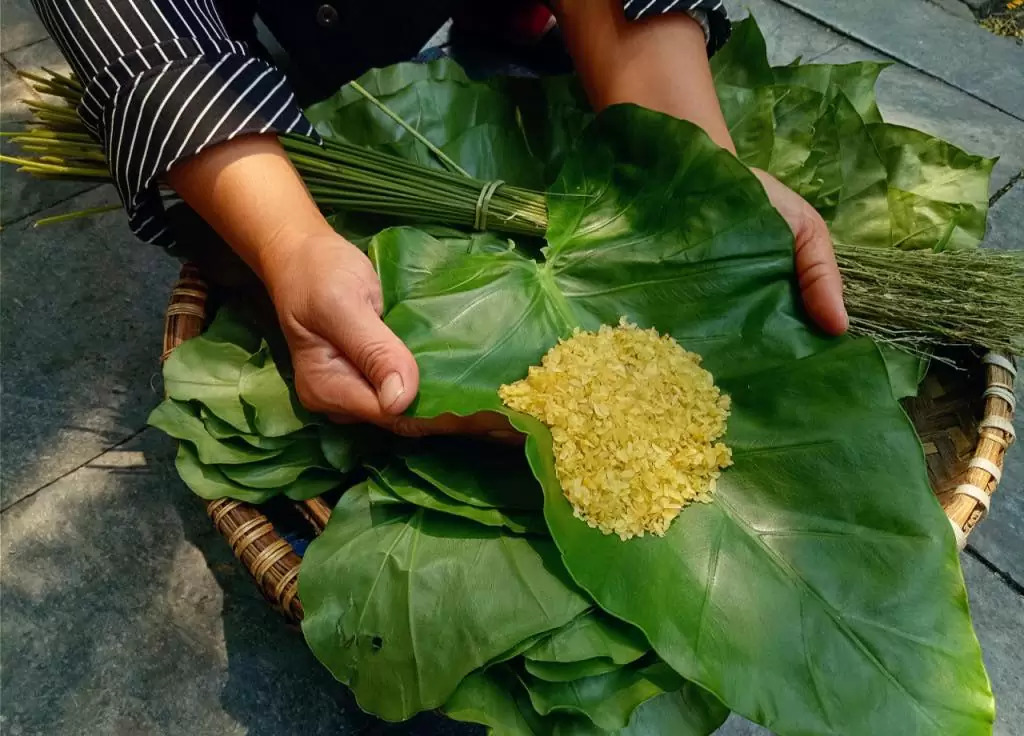 Màu xanh tinh khiết của cốm làng Vòng