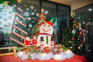 Trang trí noel lớp học