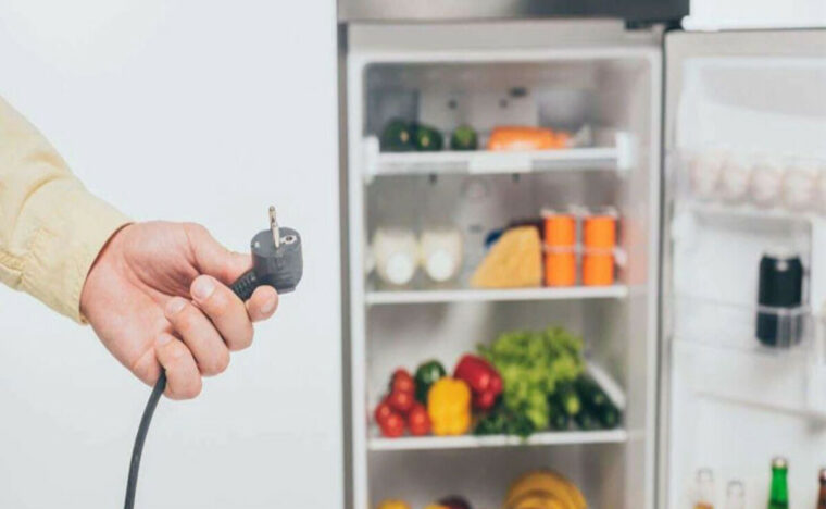 Tủ lạnh mới mua để bao lâu thì cắm điện