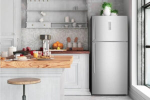 Tủ lạnh mới cắm điện bị nóng